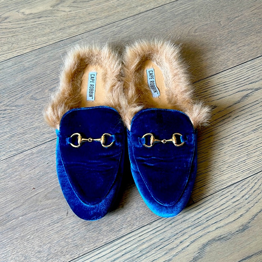 Blue velvet slips
